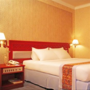 Weta International Hotel Σουραμπάγια Εξωτερικό φωτογραφία